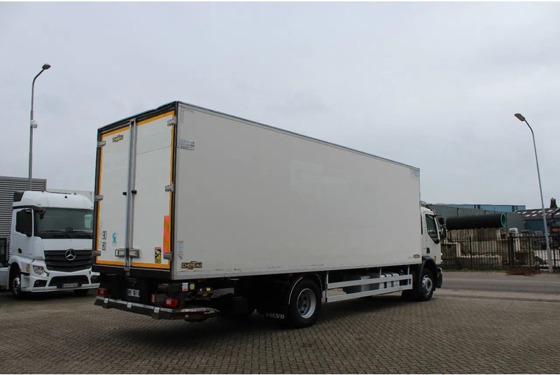Volvo FE 260 * EURO5 * THERMO KING T-1200R * 4X2 * - Refrigerator truck: picture 3 Volvo FE 260 * EURO5 * THERMO KING T-1200R * 4X2 * - Refrigerator truck: picture 3