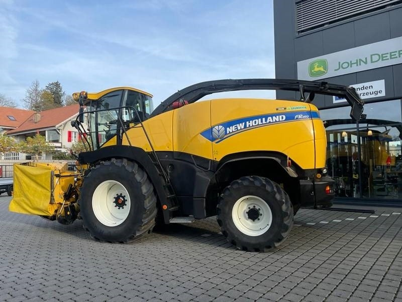 New Holland FR 450  - Forage harvester: picture 4 New Holland FR 450  - Forage harvester: picture 4
