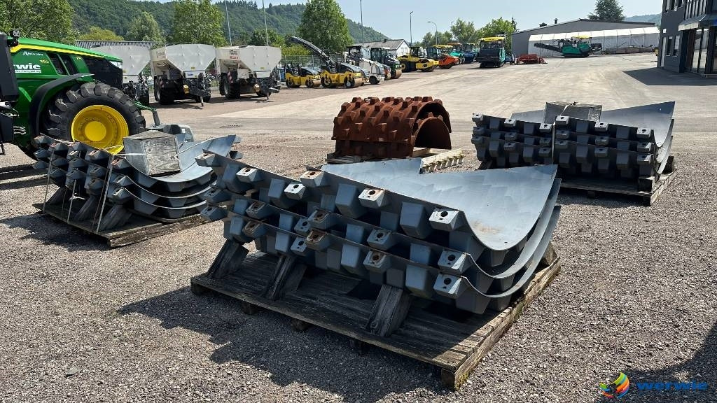 Hamm HAMM + VOLVO Stampffußschalen - Spare parts for Roller: picture 4 Hamm HAMM + VOLVO Stampffußschalen - Spare parts for Roller: picture 4