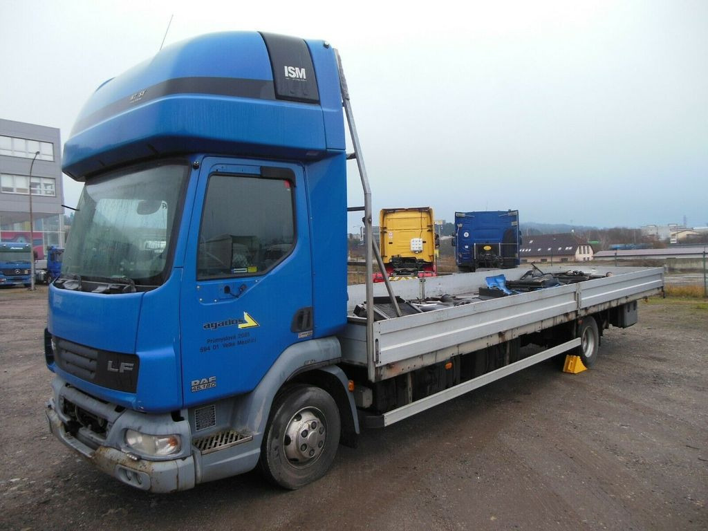 DAF LF 45.180 Für Ersatzteile - Dropside/ Flatbed truck: picture 1 DAF LF 45.180 Für Ersatzteile - Dropside/ Flatbed truck: picture 1