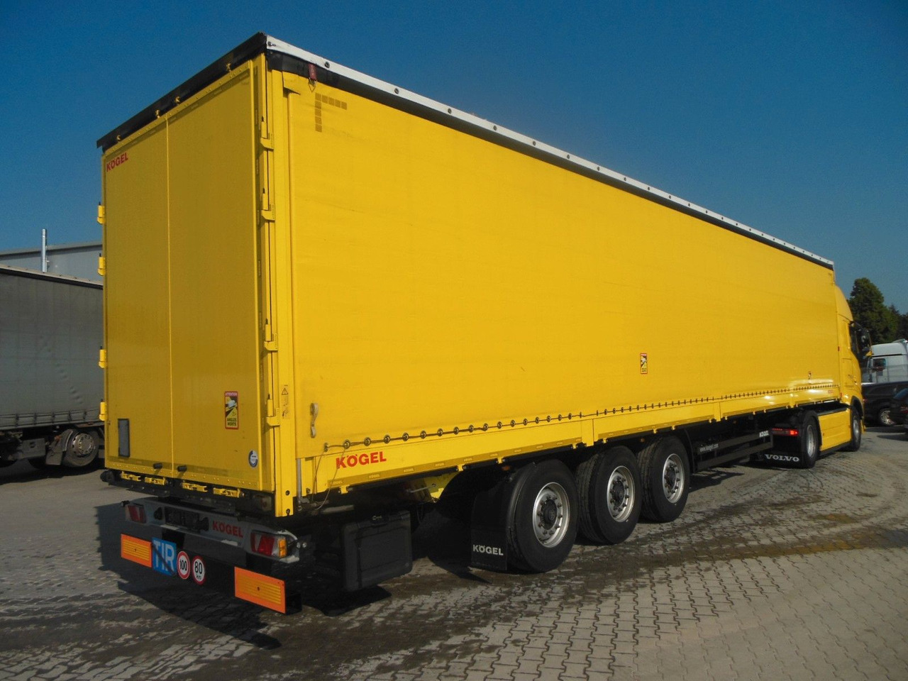 Kögel SN 24, ADR, BORDWÄNDE 700 MM, HUBDACH!!! TOP - Curtainsider semi-trailer: picture 1 Kögel SN 24, ADR, BORDWÄNDE 700 MM, HUBDACH!!! TOP - Curtainsider semi-trailer: picture 1