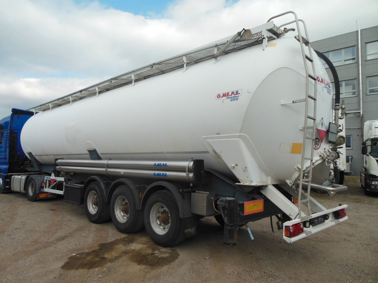 O.ME.P.S. CR 60, ADR, 60.000L - Silo semi-trailer: picture 4 O.ME.P.S. CR 60, ADR, 60.000L - Silo semi-trailer: picture 4