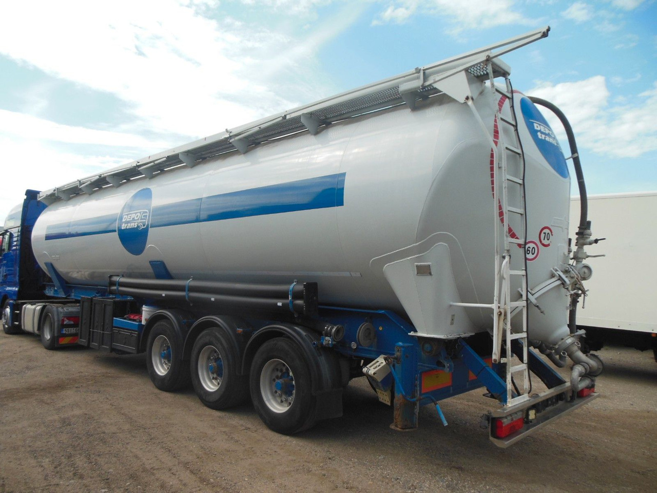 Spitzer SK 2460 CAL, 60.000 L - Silo semi-trailer: picture 4 Spitzer SK 2460 CAL, 60.000 L - Silo semi-trailer: picture 4