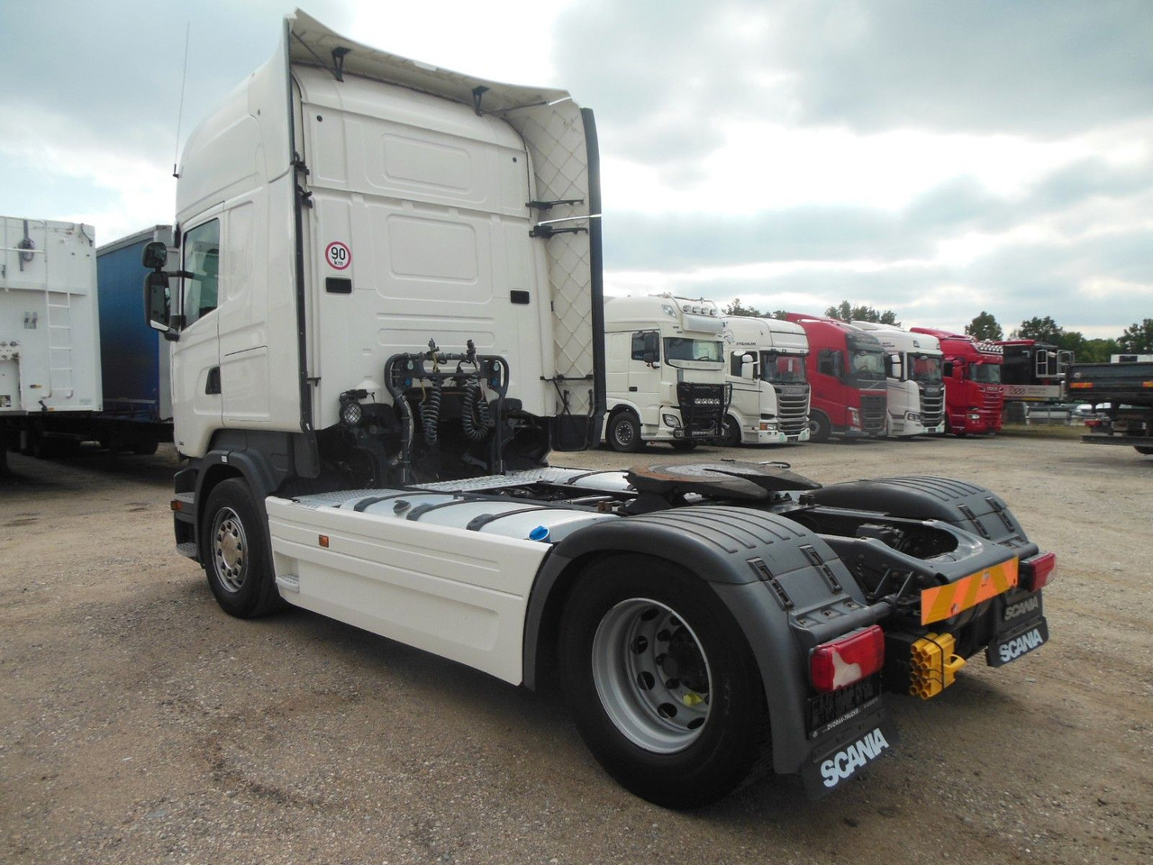 Scania R450,RETARDER,STANDART,NEUE TACHO SMART 2 - Tractor unit: picture 4 Scania R450,RETARDER,STANDART,NEUE TACHO SMART 2 - Tractor unit: picture 4