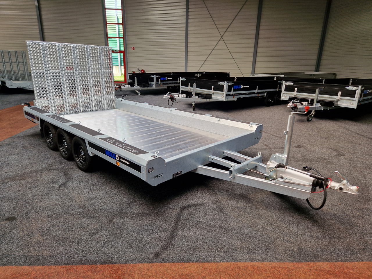 HULCO TERRAX-3 Go Getter Aluboden 394x180x27cm Heckrampe 150cm LED Tridem 3500kg - Plant trailer: picture 3 HULCO TERRAX-3 Go Getter Aluboden 394x180x27cm Heckrampe 150cm LED Tridem 3500kg - Plant trailer: picture 3