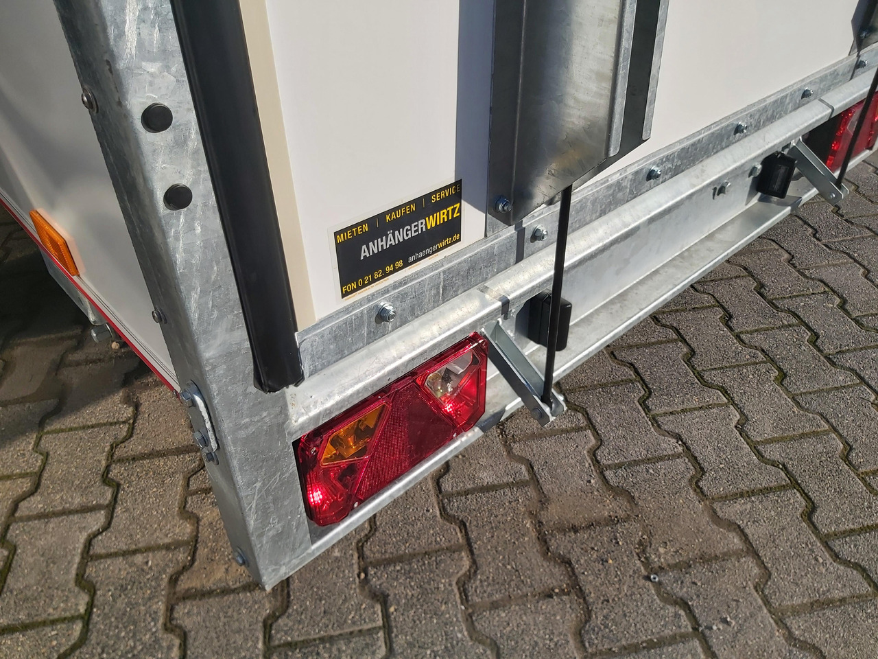 Caravan Kargo Camp TFS S Midi+ 320x150x180cm aero Seitentür Rampe Fenster+ 230V 12V 750kg Bremse 100km/H: picture 15
