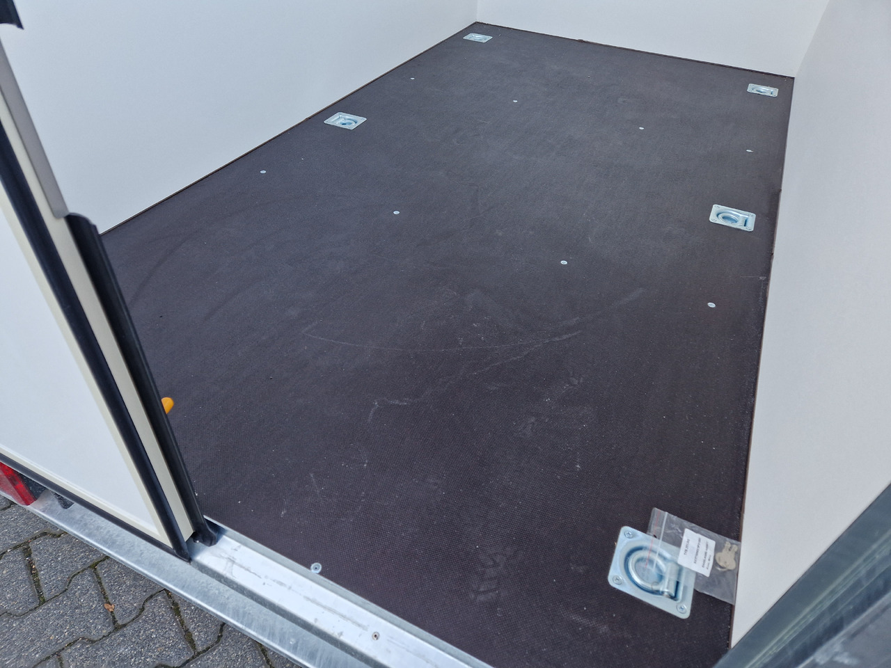 Car trailer Kargo Deckel TFDL 250.00 U 245x130x140cm Hecktüren Stützen (S) 100km/H 750kg: picture 10