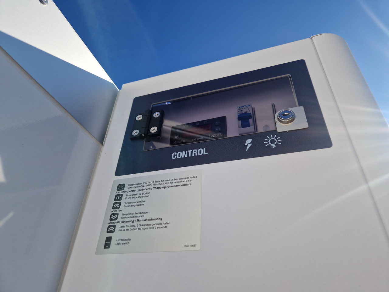 Kühlanhänger AZKF 1525/145 C 243x144x180cm Cibin 1500kg - Refrigerator trailer: picture 5 Kühlanhänger AZKF 1525/145 C 243x144x180cm Cibin 1500kg - Refrigerator trailer: picture 5