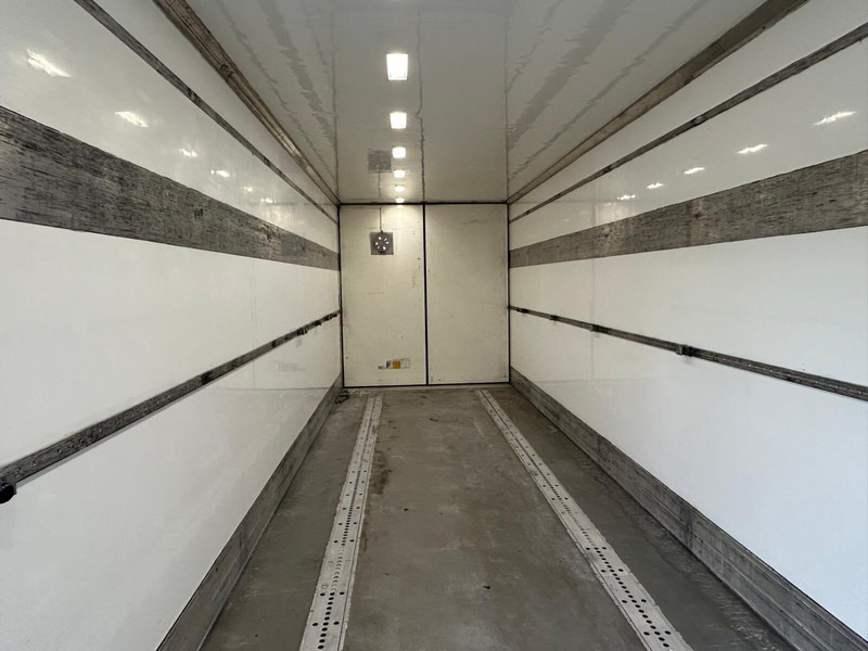 Tractor unit Scania R450: picture 14