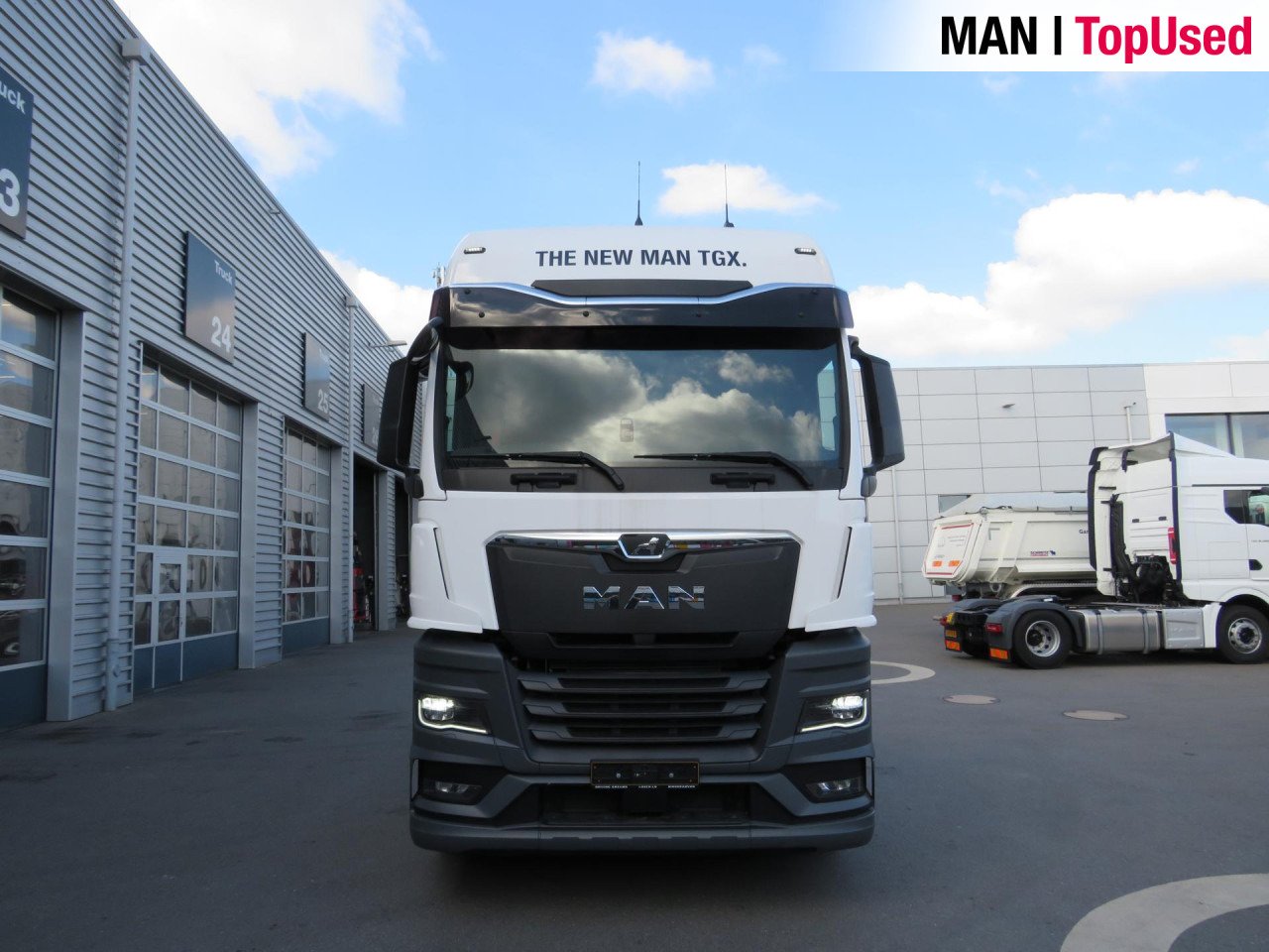 MAN TGX 18.520 4x2 LL SA ADR - Tractor unit: picture 2 MAN TGX 18.520 4x2 LL SA ADR - Tractor unit: picture 2