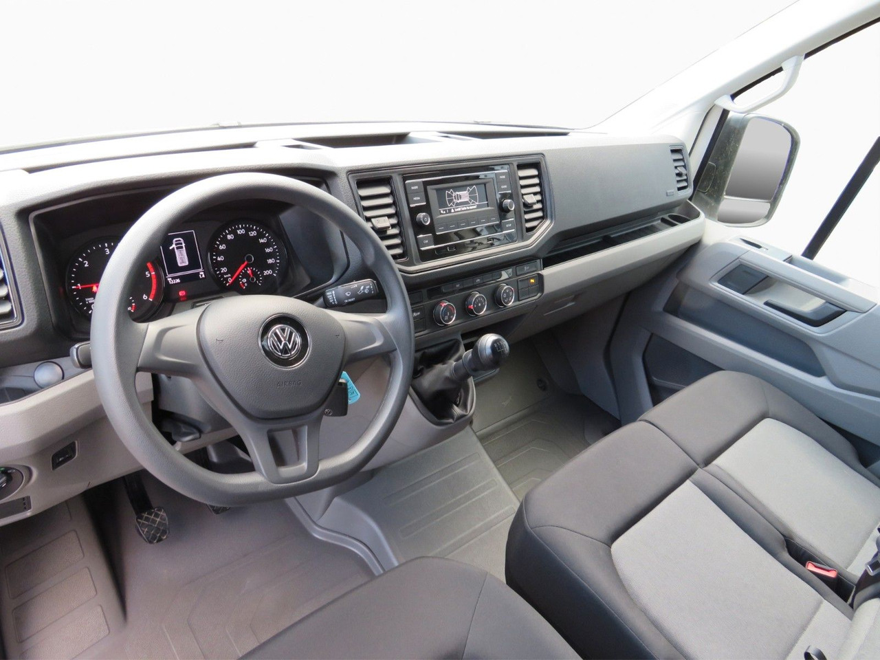 Volkswagen Crafter 35 L3H3 Kasten - Panel van: picture 2 Volkswagen Crafter 35 L3H3 Kasten - Panel van: picture 2