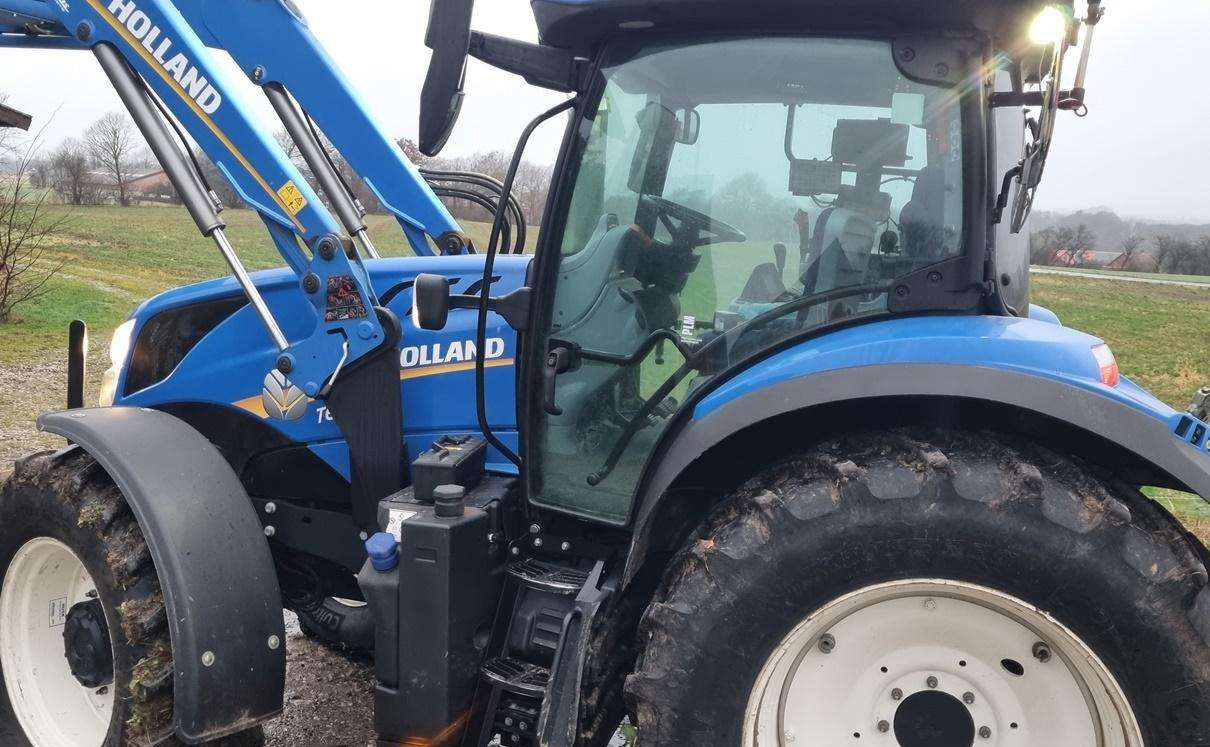 New Holland T.160 - Farm tractor: picture 5 New Holland T.160 - Farm tractor: picture 5