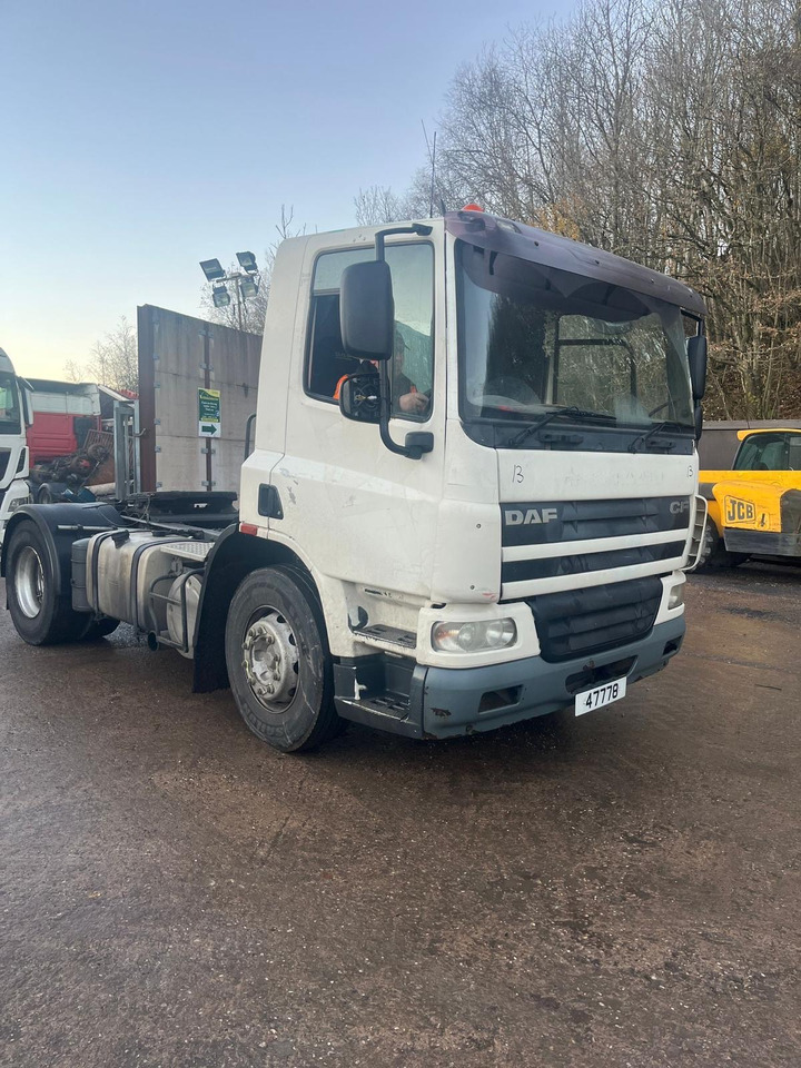 DAF 75 310 - Tractor unit: picture 1 DAF 75 310 - Tractor unit: picture 1