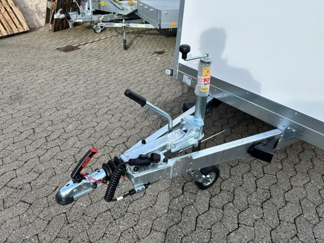 Brenderup Cargo Dynamic CD300TBD2000 Türe, Kofferanhänger 2,0 to. 300x153x185cm - Closed box trailer: picture 2 Brenderup Cargo Dynamic CD300TBD2000 Türe, Kofferanhänger 2,0 to. 300x153x185cm - Closed box trailer: picture 2