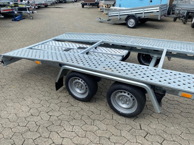 Gala BGG Taurus 4530SL 4550 x 2050 mm, 3,0 to. ZG, 2-Achs - Autotransporter trailer: picture 4 Gala BGG Taurus 4530SL 4550 x 2050 mm, 3,0 to. ZG, 2-Achs - Autotransporter trailer: picture 4