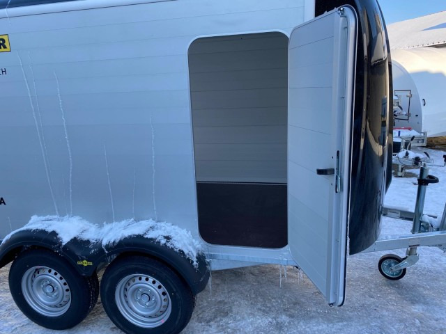Humbaur Poly-Alu Koffer HKPA 203217, 2,0 to., 3280 x 1770 x 1800 mm - Closed box trailer: picture 1 Humbaur Poly-Alu Koffer HKPA 203217, 2,0 to., 3280 x 1770 x 1800 mm - Closed box trailer: picture 1