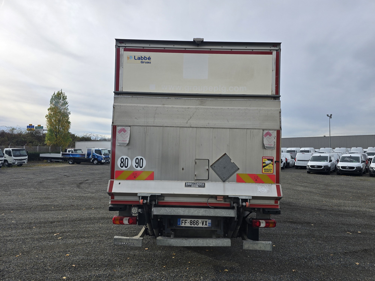 MERCEDES-BENZ Atego 1218 - Box - LIFT - SIDE DOOR - ADR - Box truck: picture 5 MERCEDES-BENZ Atego 1218 - Box - LIFT - SIDE DOOR - ADR - Box truck: picture 5
