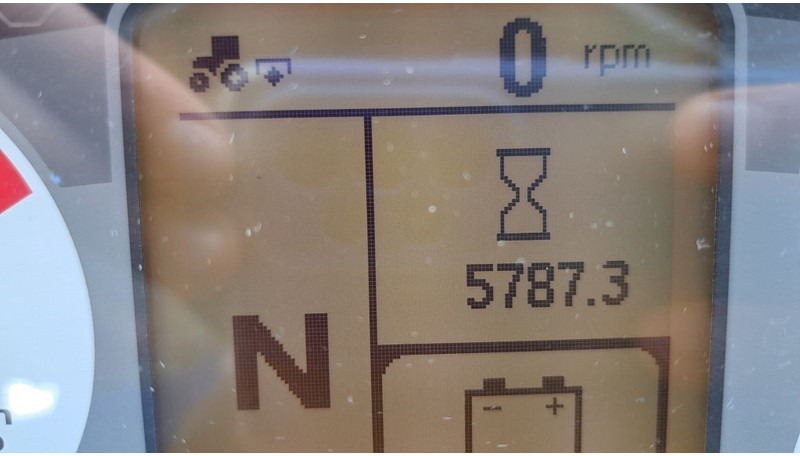 Farm tractor New Holland T 4.105: picture 9 Farm tractor New Holland T 4.105: picture 9