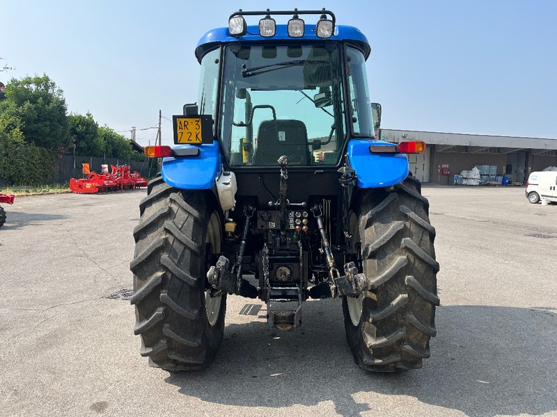 Farm tractor New Holland TD 90 D: picture 6