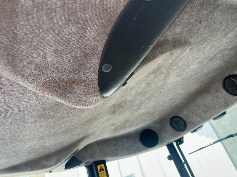 Farm tractor New Holland TD 90 D: picture 17