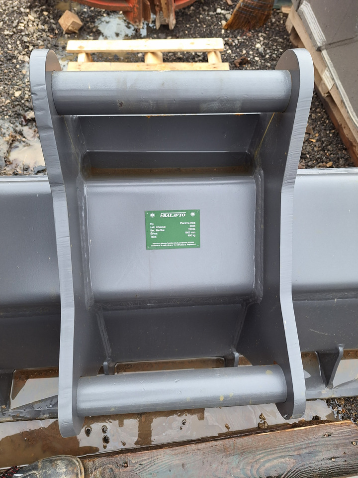 BALAVTO Slope bucket 1600 mm Volvo S60 - Bucket: picture 3 BALAVTO Slope bucket 1600 mm Volvo S60 - Bucket: picture 3