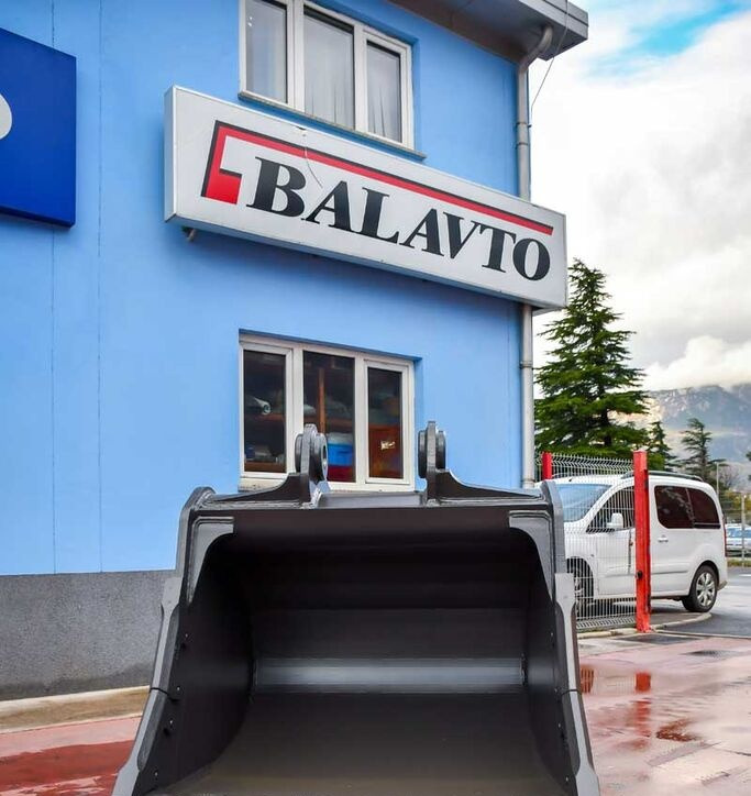 Balavto Heavy duty 1500 mm - Loader bucket: picture 1 Balavto Heavy duty 1500 mm - Loader bucket: picture 1