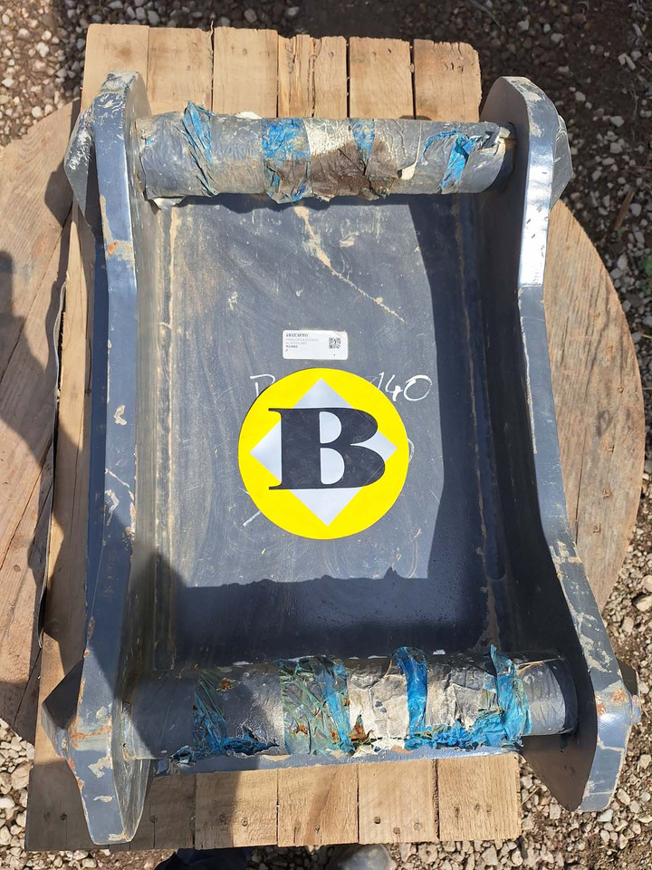 Breaker BAT140 attachment plate S60 - Quick coupler for Construction machinery: picture 5 Breaker BAT140 attachment plate S60 - Quick coupler for Construction machinery: picture 5