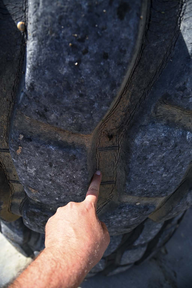 Leasing of Bridgestone tires 30/65R25 with rims Bridgestone tires 30/65R25 with rims: picture 14 Leasing of Bridgestone tires 30/65R25 with rims Bridgestone tires 30/65R25 with rims: picture 14