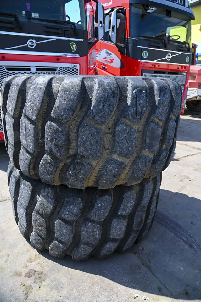 Leasing of Bridgestone tires 30/65R25 with rims Bridgestone tires 30/65R25 with rims: picture 13 Leasing of Bridgestone tires 30/65R25 with rims Bridgestone tires 30/65R25 with rims: picture 13