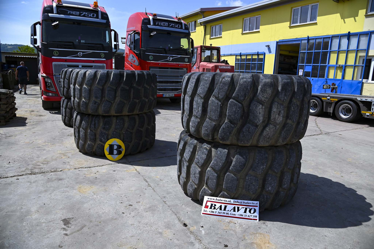 Leasing of Bridgestone tires 30/65R25 with rims Bridgestone tires 30/65R25 with rims: picture 8 Leasing of Bridgestone tires 30/65R25 with rims Bridgestone tires 30/65R25 with rims: picture 8