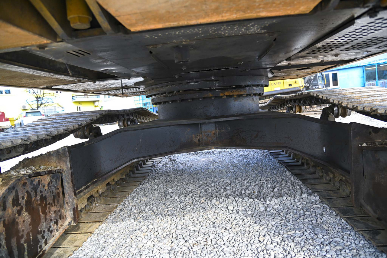 Crawler excavator CASE CX240B: picture 28