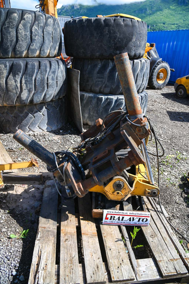 Engcon EC30 - Tiltrotator for Construction machinery: picture 2 Engcon EC30 - Tiltrotator for Construction machinery: picture 2