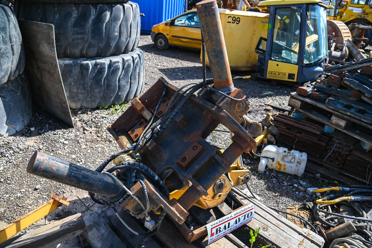 Engcon EC30 - Tiltrotator for Construction machinery: picture 3 Engcon EC30 - Tiltrotator for Construction machinery: picture 3