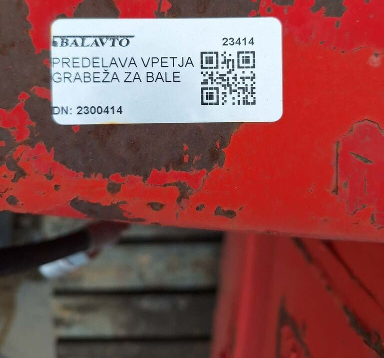 Hay bale grab - Clamp for Agricultural machinery: picture 5 Hay bale grab - Clamp for Agricultural machinery: picture 5