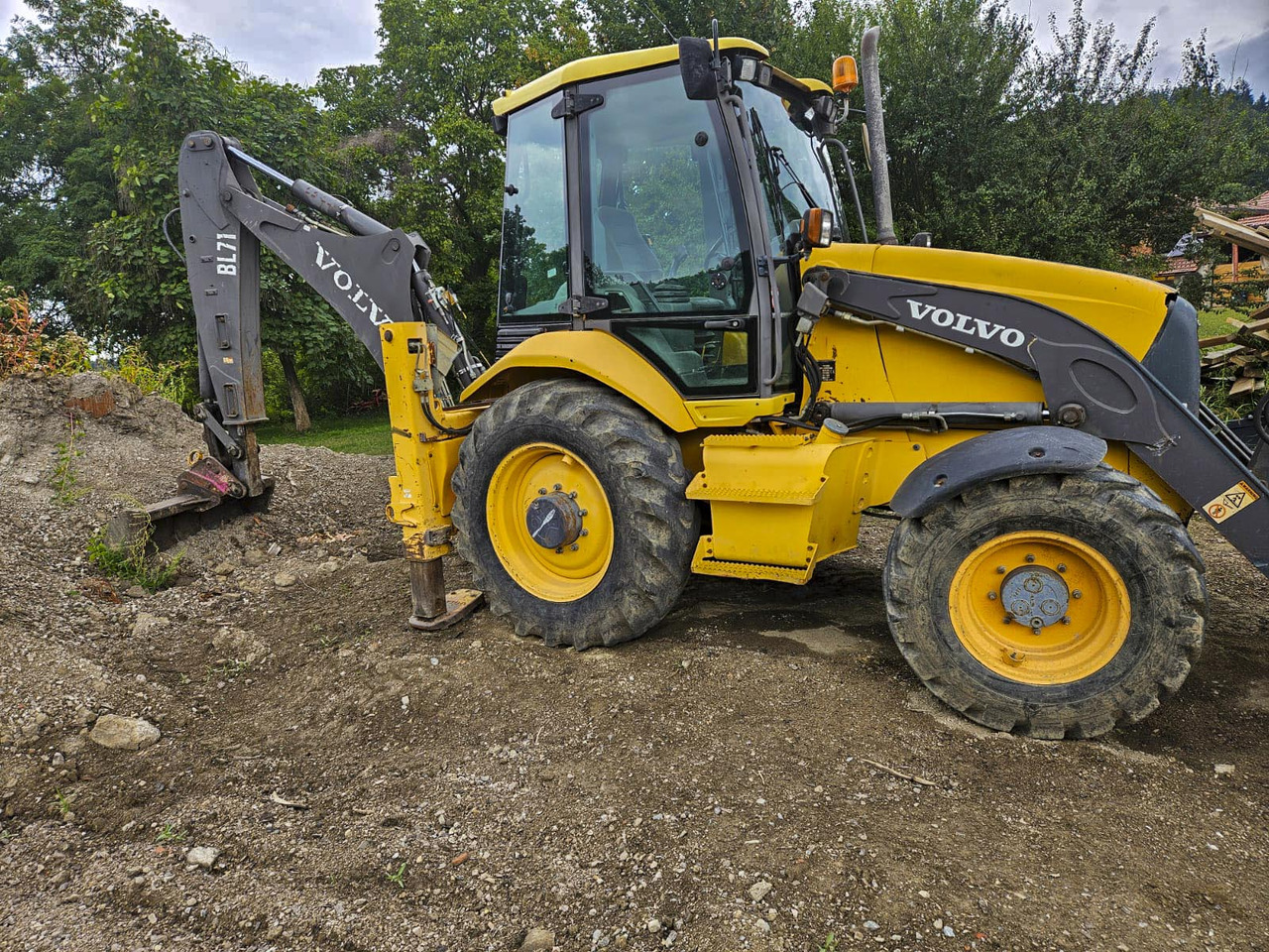 VOLVO BL71 - Backhoe loader: picture 4 VOLVO BL71 - Backhoe loader: picture 4