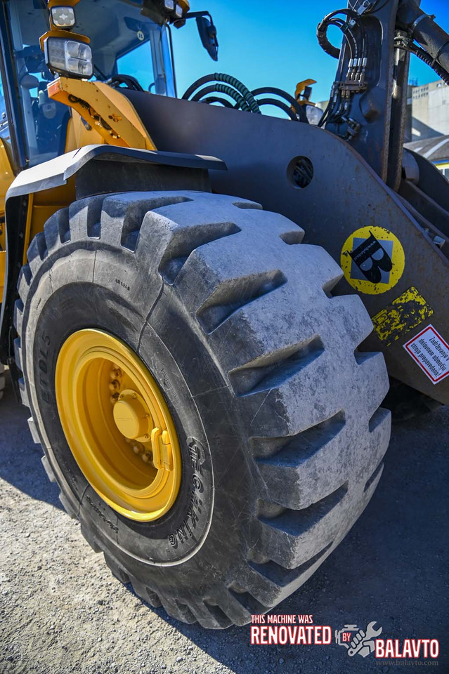 Leasing of VOLVO L180H VOLVO L180H: picture 30