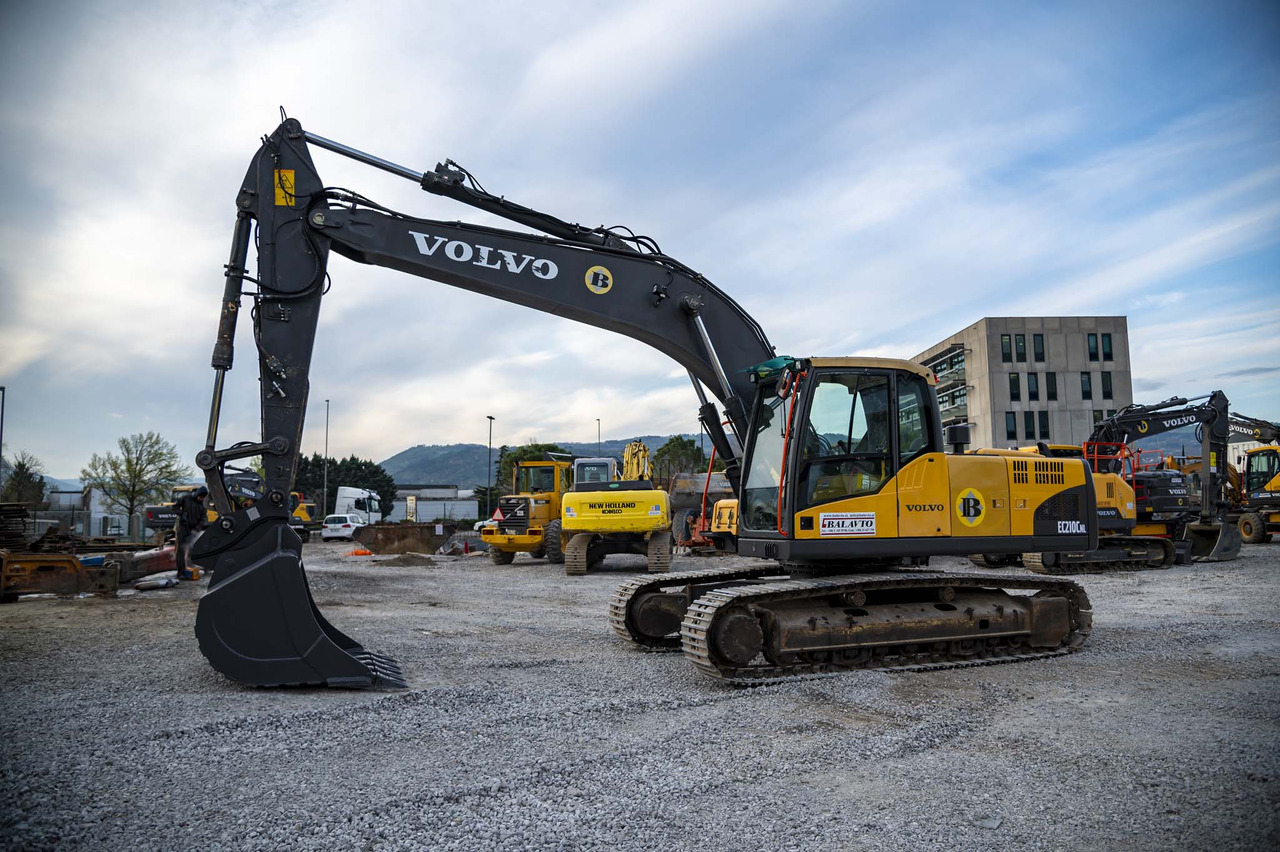 Volvo EC210CNL - Crawler excavator: picture 2 Volvo EC210CNL - Crawler excavator: picture 2