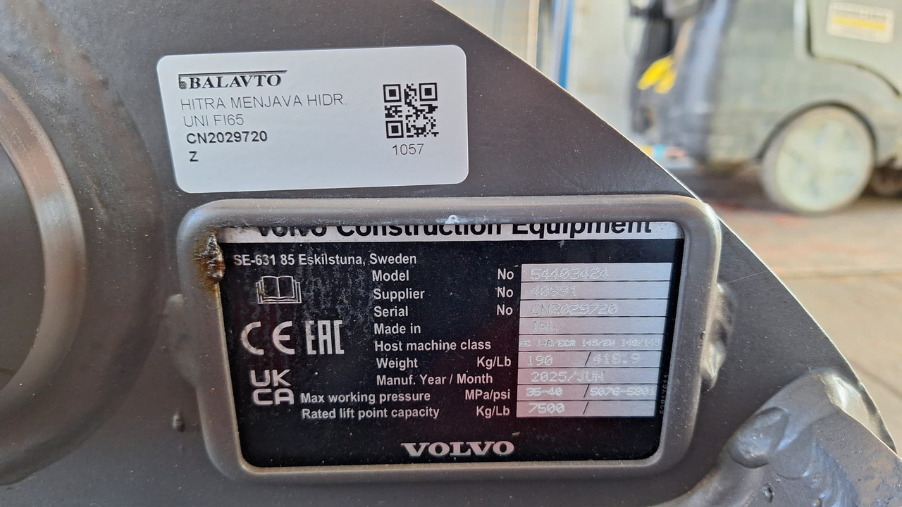 Quick coupler for Excavator Volvo hydraulic quick coupler UNI65: picture 12