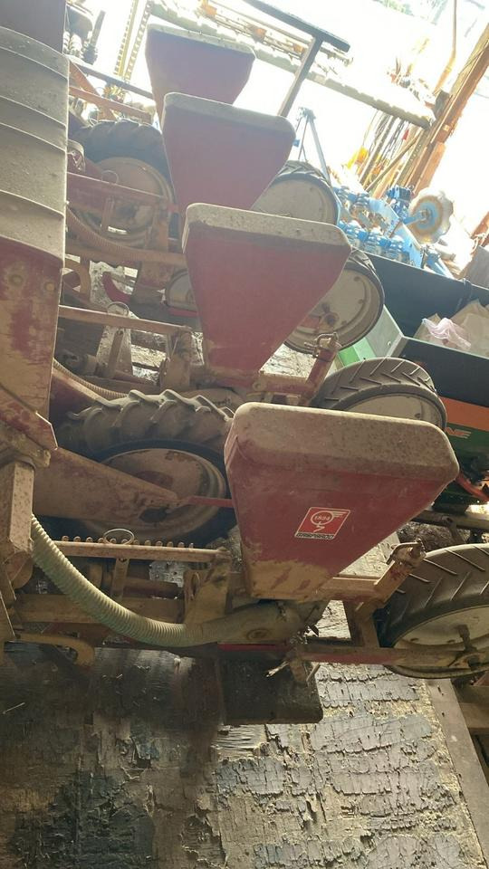 Gaspardo SP 510 Maissetzgerät, Maisdrille, Maissähgerät - Precision sowing machine: picture 3 Gaspardo SP 510 Maissetzgerät, Maisdrille, Maissähgerät - Precision sowing machine: picture 3