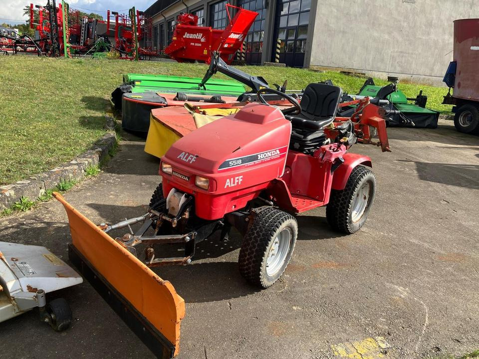 Kommunaltraktor Honda H5518 Schneeschild Winterdienst - Municipal tractor: picture 4 Kommunaltraktor Honda H5518 Schneeschild Winterdienst - Municipal tractor: picture 4