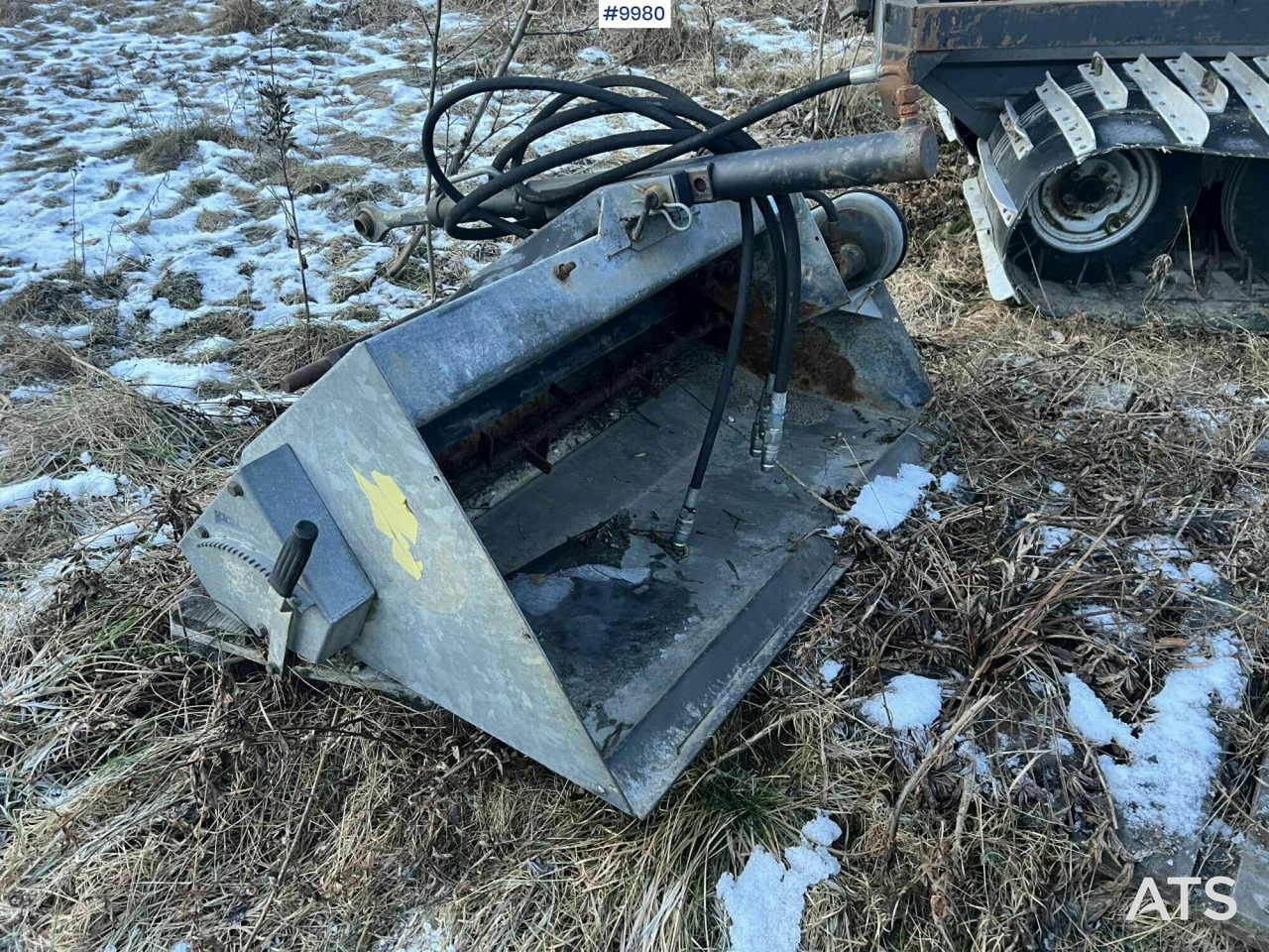 Sand/ Salt spreader Fjaras sand spreader 250L: picture 16 Sand/ Salt spreader Fjaras sand spreader 250L: picture 16