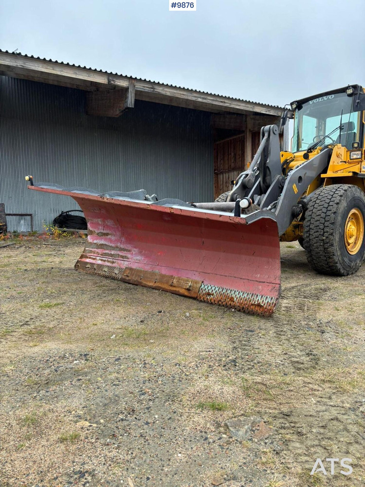 Front blade UFO Large BM - Snow plough: picture 1 Front blade UFO Large BM - Snow plough: picture 1
