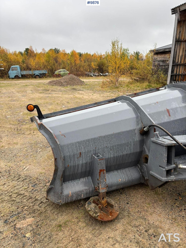 Front blade UFO Large BM - Snow plough: picture 4 Front blade UFO Large BM - Snow plough: picture 4