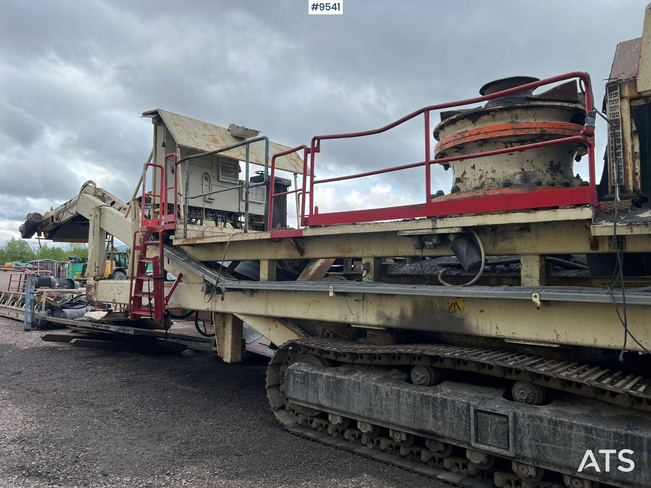 KIVISAMPO OY G4214 Crusher on tracks - Crusher: picture 3 KIVISAMPO OY G4214 Crusher on tracks - Crusher: picture 3