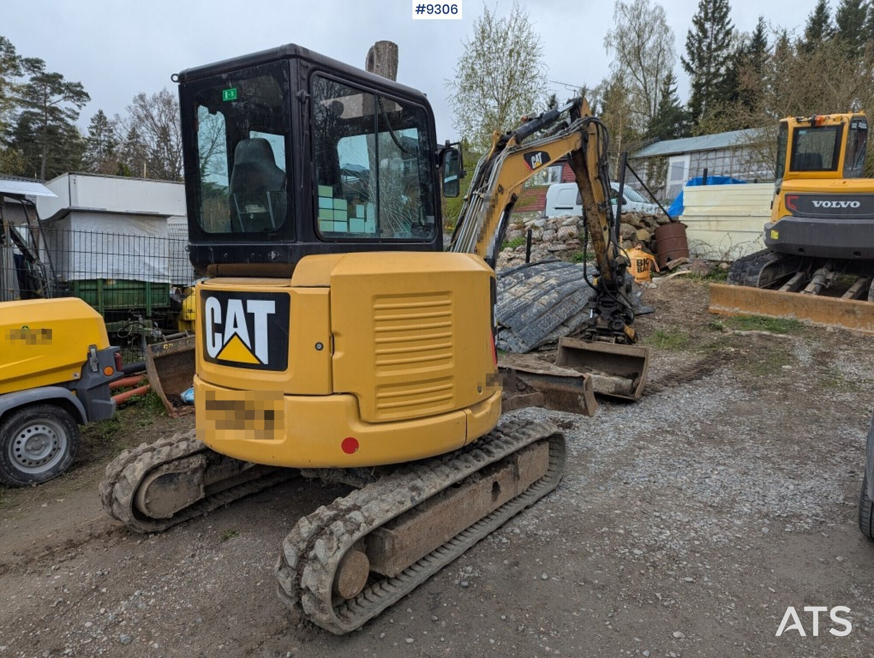 Mini excavator Cat 303.5E CR with tiltrotator and attachments (See Video) - Mini excavator: picture 3 Mini excavator Cat 303.5E CR with tiltrotator and attachments (See Video) - Mini excavator: picture 3