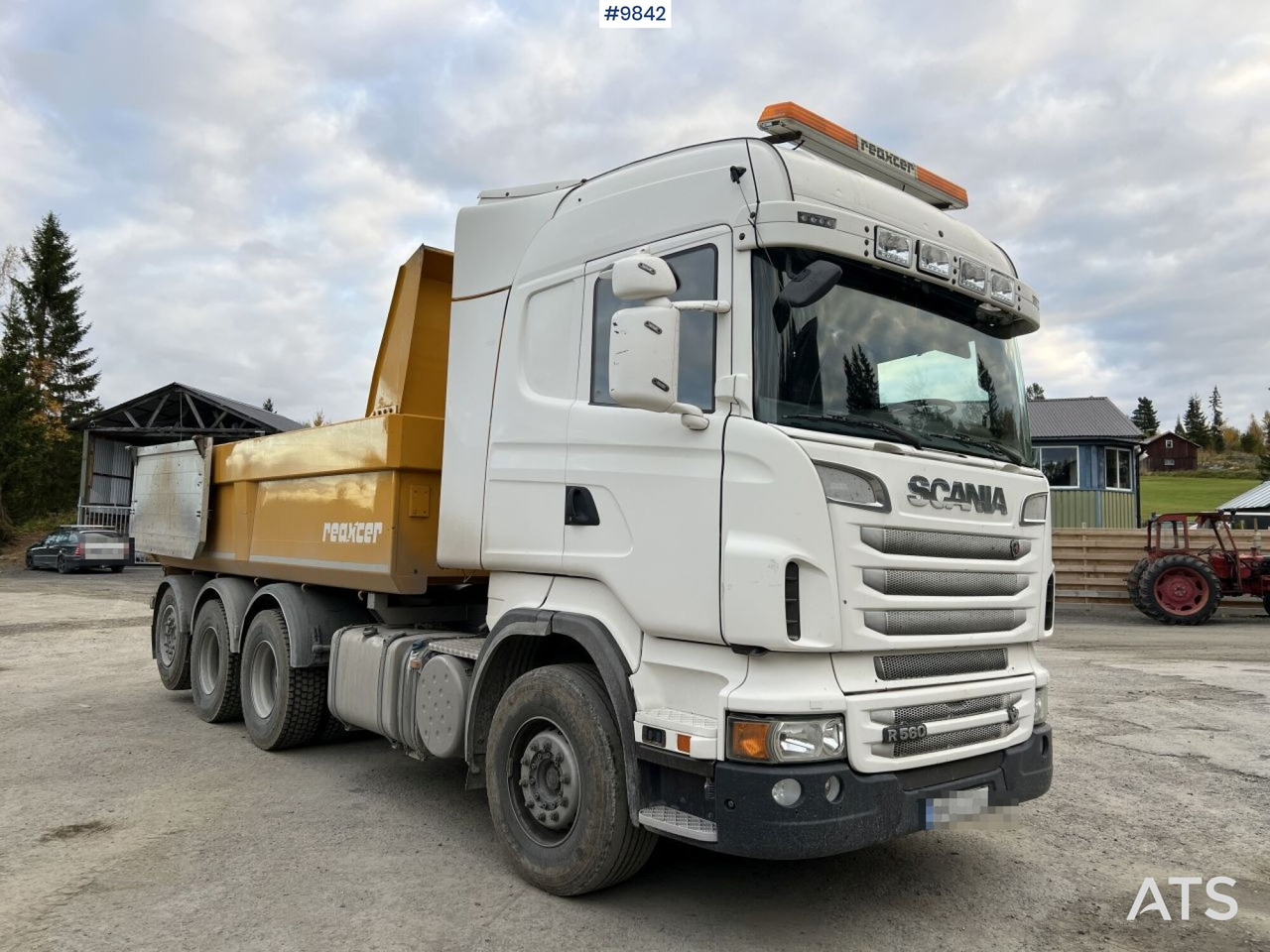 Scania R560 Tridem Tipper/Gravel Truck - Tipper: picture 2 Scania R560 Tridem Tipper/Gravel Truck - Tipper: picture 2