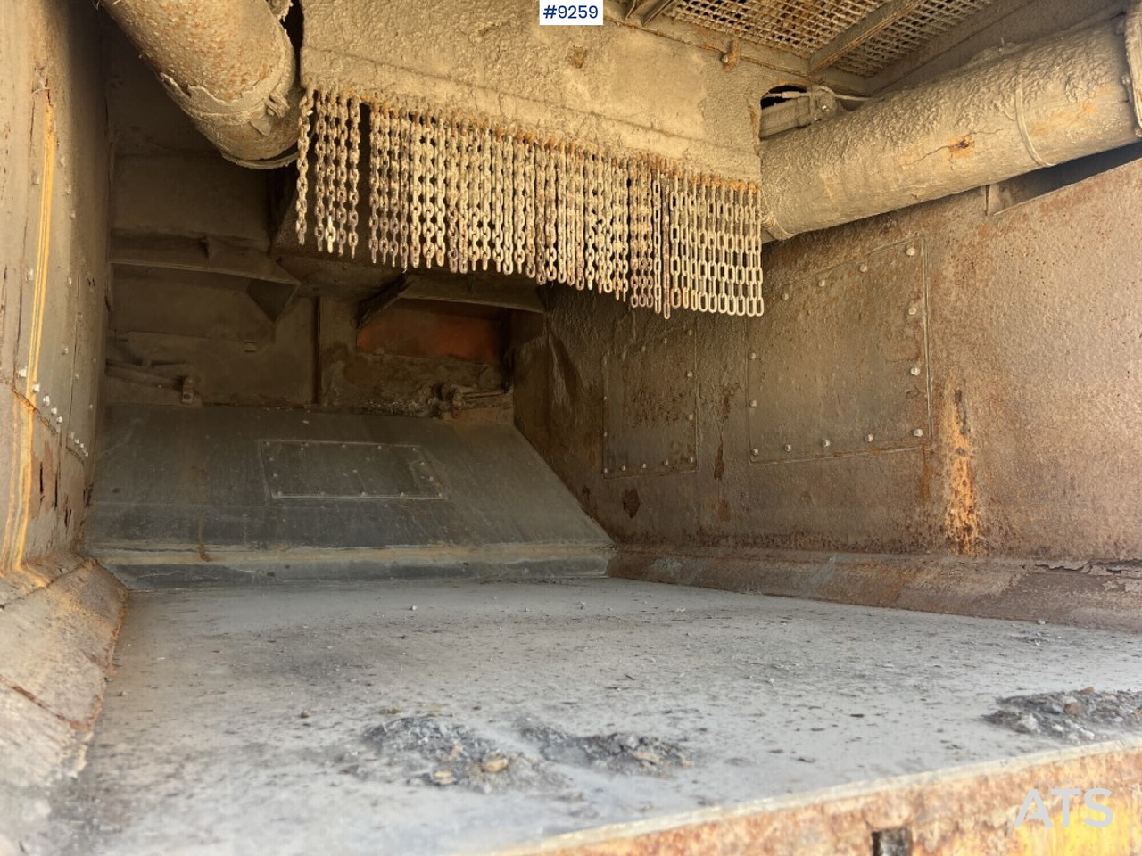 Scania sweeper truck with Johnston Beam sweeper (VIDEO) - Road sweeper: picture 5 Scania sweeper truck with Johnston Beam sweeper (VIDEO) - Road sweeper: picture 5