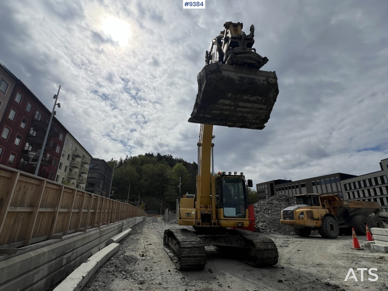 Crawler excavator Tracked excavator Komatsu PC210LC (VIDEO): picture 8