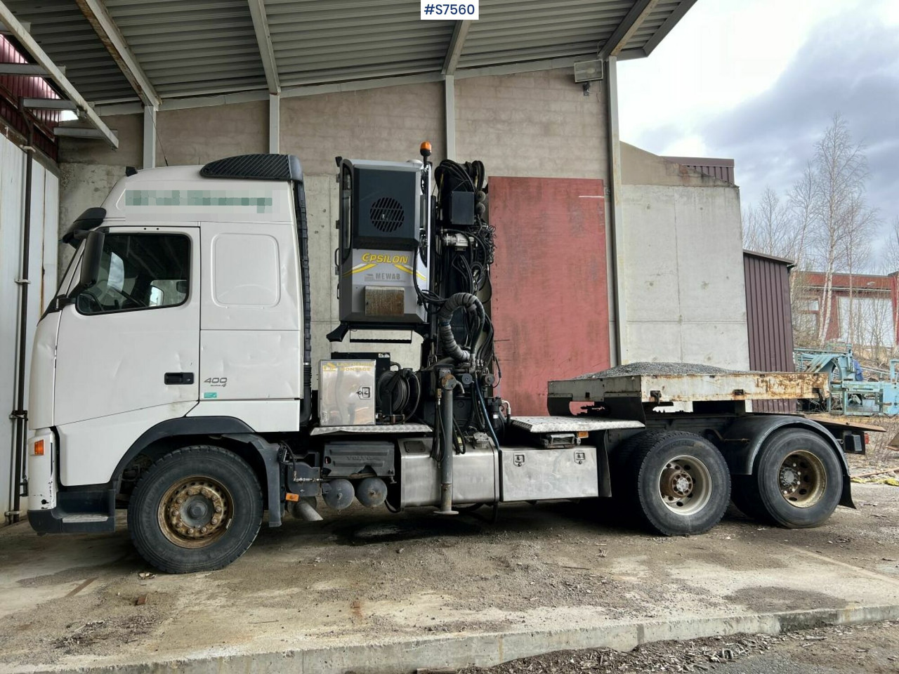 Tow Truck Volvo FH400 with Epsilon 110Z crane - Tractor unit: picture 1 Tow Truck Volvo FH400 with Epsilon 110Z crane - Tractor unit: picture 1