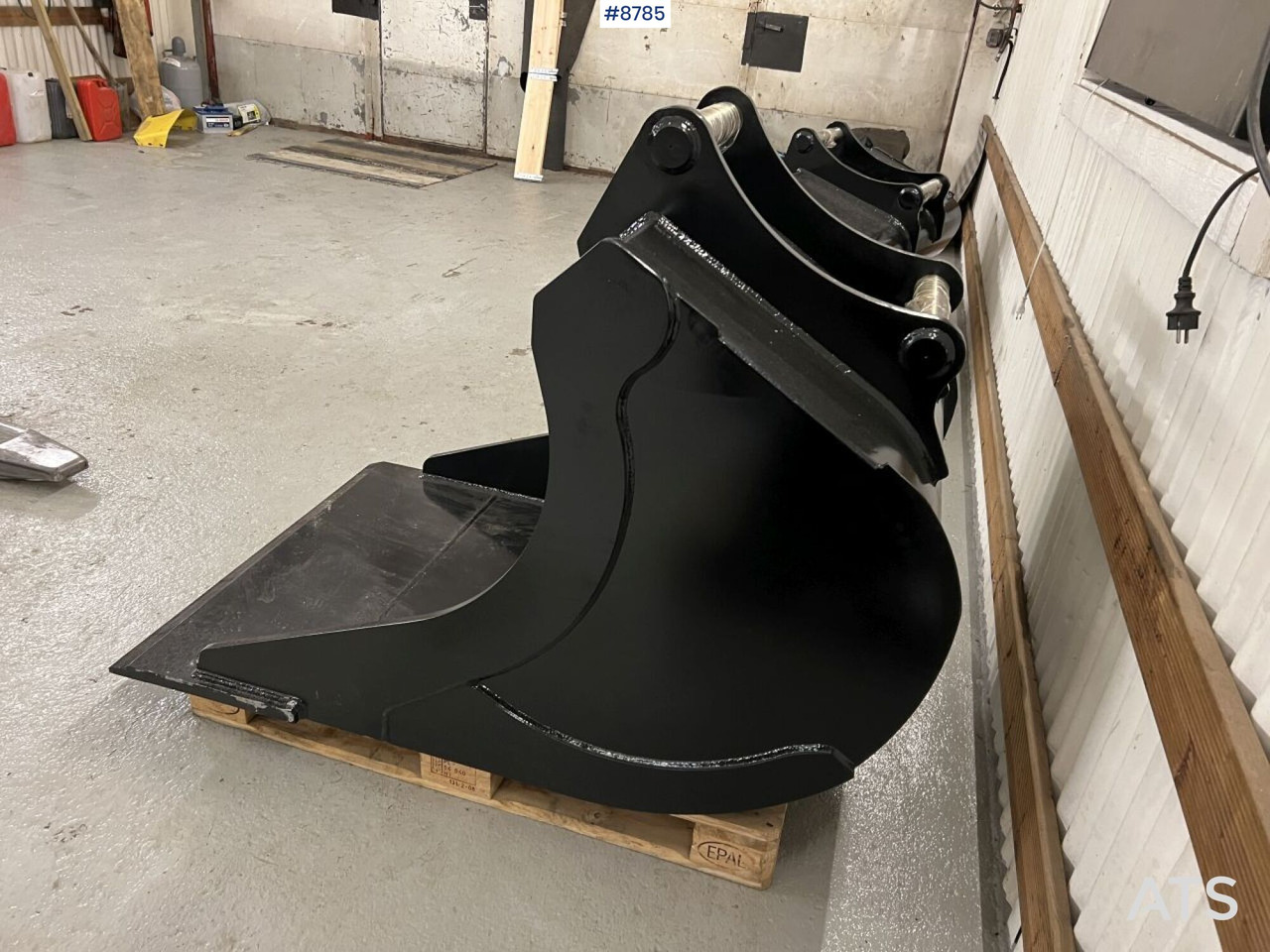Excavator bucket Trench bucket S60 bracket, width 900 mm, volume 700 L: picture 7